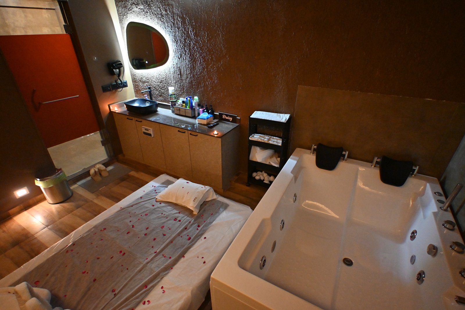 Peaceful Escape - Wellness at Ovia Wellness Spa